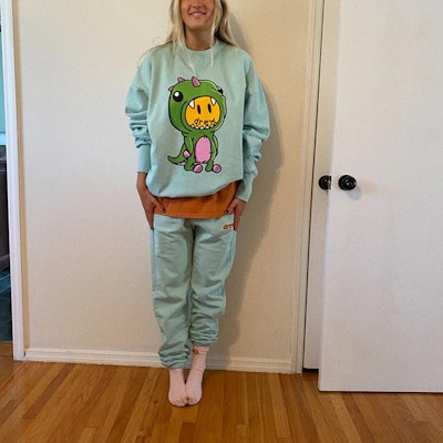 Drew House Logo Sweater Unisex Seluar Knit Hijau Pudina. DR-SS20-93 Details for Drew House Logo Sweater Unisex Seluar Knit Hijau Pudina. DR-SS20-93