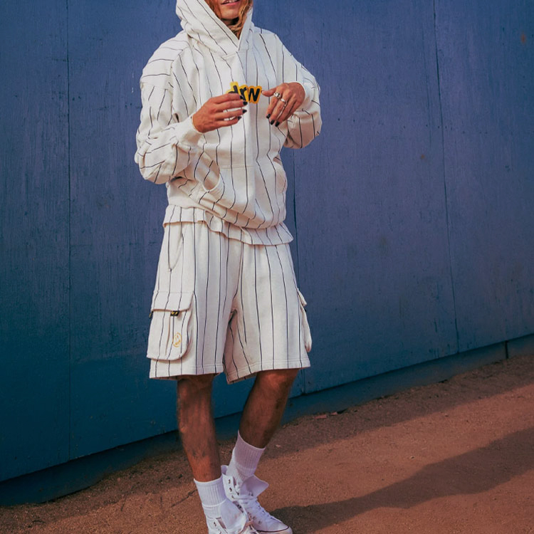 Shop Drew House 海軍藍條紋蜂鳥標誌連帽衫 奶油色 秋冬款衛衣 DR-SS22-400