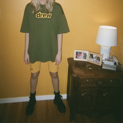 Drew House Kaos Santai Unisex Logo Hijau Zaitun DR-FW20-197 Cheap Drew House Kaos Santai Unisex Logo Hijau Zaitun DR-FW20-197