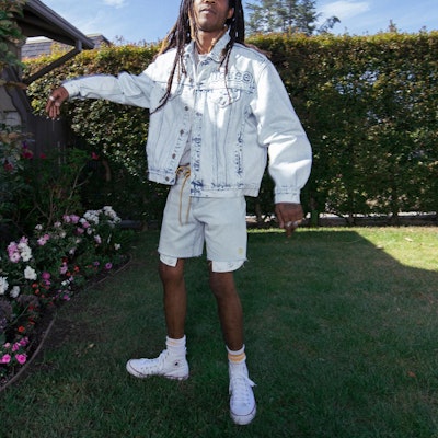 Drew House 寬版牛仔外套 彩繪靛藍 男女款 淺藍色丹寧外套 DR-SS22-490 Purchase Drew House 寬版牛仔外套 彩繪靛藍 男女款 淺藍色丹寧外套 DR-SS22-490