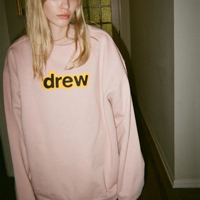 Drew House Crewneck Pullover Pink Unisex Sweatshirt dengan Logo Depan. DR-SS21-64 3