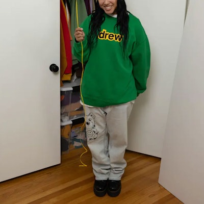 Drew House SS21秘密款绿色男女同款抓绒套头衫卫衣。 DR-SS21-77 Shop Drew House SS21秘密款绿色男女同款抓绒套头衫卫衣。 DR-SS21-77