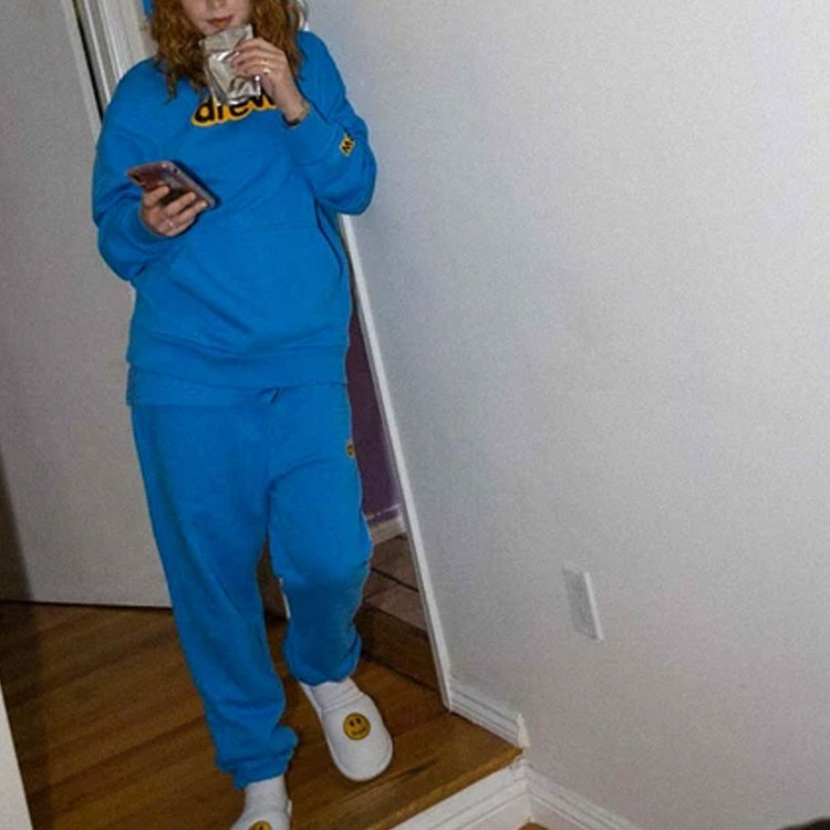 Shop Drew House祕密連帽衫 字母印花 男女同款 天空藍套頭衫 DR-SS21-143