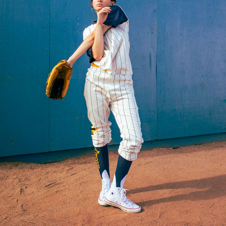 Shop Drew House 秘密之家海军蓝条纹休闲裤 SS22 米色男女同款运动裤. DR-SS22-425