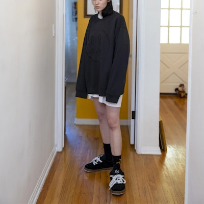 Drew House Smile FW21 Sketch Mascot Hitam Crewneck Unisex Pullover Sweatshirt. DR-FW21-063 Cheap Drew House Smile FW21 Sketch Mascot Hitam Crewneck Unisex Pullover Sweatshirt. DR-FW21-063