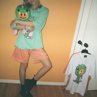 드류 하우스 스마일리 페이스 공룡 티셔츠 민트그린 유니섹스 DR-SS20-037 Sizing 드류 하우스 스마일리 페이스 공룡 티셔츠 민트그린 유니섹스 DR-SS20-037