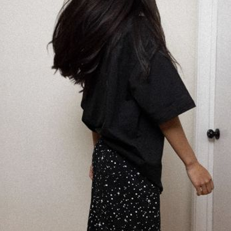 Details for Camiseta Negra Oversize Hombre Drew House Logo Smiley. DH-HJ2121-MCBK