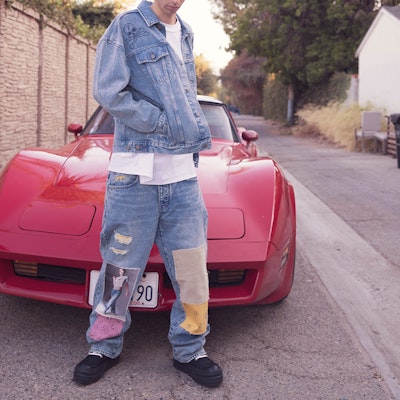 Drew House Smiley Patchwork Vintage Jeans Unisex Biru Pudar DR-FW20-96 Details for Drew House Smiley Patchwork Vintage Jeans Unisex Biru Pudar DR-FW20-96