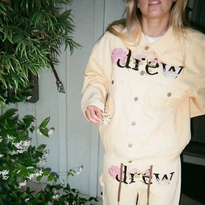 드루하우스 SS21 꽃 트러커 자켓 워시드 탠저린 옐로우 유니섹스 데님 자켓. DR-SS21-115 Shop 드루하우스 SS21 꽃 트러커 자켓 워시드 탠저린 옐로우 유니섹스 데님 자켓. DR-SS21-115