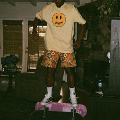 Drew House SS21 笑脸花卉印花男女同款短裤 多色款。 DR-SS21-118 Purchase Drew House SS21 笑脸花卉印花男女同款短裤 多色款。 DR-SS21-118