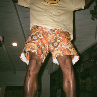 Drew House SS21 笑脸花卉印花男女同款短裤 多色款。 DR-SS21-118 1