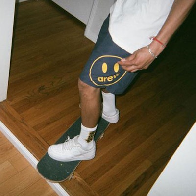 Drew House SS21 笑脸标志海军蓝男女通用抽绳短裤泳池短裤 DR-SS21-119 Details for Drew House SS21 笑脸标志海军蓝男女通用抽绳短裤泳池短裤 DR-SS21-119