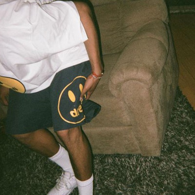 Drew House SS21 笑脸标志海军蓝男女通用抽绳短裤泳池短裤 DR-SS21-119 Sizing Drew House SS21 笑脸标志海军蓝男女通用抽绳短裤泳池短裤 DR-SS21-119