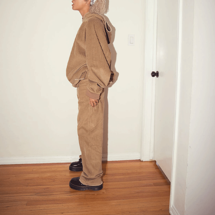 Purchase Drew House SS22 Seluar Korduroi Carpenter Chaz Brown Unisex Kasual Potongan Lurus. DR-SS22-460