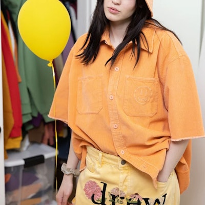 Drew House Baju Unisex Corduroy Lengan Pendek Peach Orange. DR-SS21-97 Sizing Drew House Baju Unisex Corduroy Lengan Pendek Peach Orange. DR-SS21-97