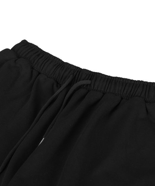 Details for DRIX Maxi Wide Sweat Bermuda Shorts_Black DRSPT03BK