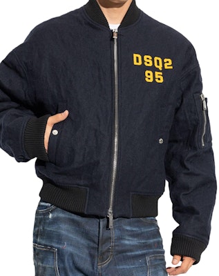 DSQUARED2 Jaket Hitam Oversized Ritsleting Motif Huruf Lengan Panjang. S71AN0563S44216-477 Shop DSQUARED2 Jaket Hitam Oversized Ritsleting Motif Huruf Lengan Panjang. S71AN0563S44216-477