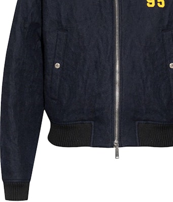 DSQUARED2 Jaket Hitam Oversized Ritsleting Motif Huruf Lengan Panjang. S71AN0563S44216-477 Details for DSQUARED2 Jaket Hitam Oversized Ritsleting Motif Huruf Lengan Panjang. S71AN0563S44216-477