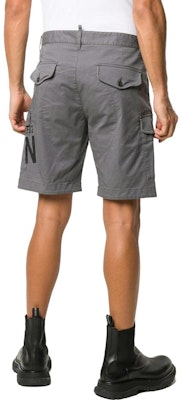 DSQUARED2 Seluar Pendek Kasual Kelabu Cetakan Huruf Butang. S79MU0009S35175 Shop DSQUARED2 Seluar Pendek Kasual Kelabu Cetakan Huruf Butang. S79MU0009S35175