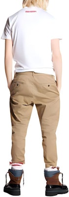 DSQUARED2 修身中腰米色休閒褲,拉鍊設計。 S71KB0573S39021-808 Lookbook DSQUARED2 修身中腰米色休閒褲,拉鍊設計。 S71KB0573S39021-808