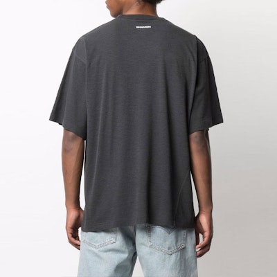 DSQUARED2 ソリッドカジュアルルーズフィットプリントTシャツ - ブラック S74GD0890S22146-814 Shop DSQUARED2 ソリッドカジュアルルーズフィットプリントTシャツ - ブラック S74GD0890S22146-814