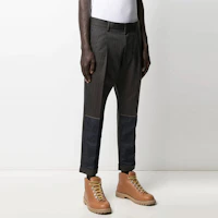 Shop DSQUARED2 FW21男士深灰色拼接修身休闲裤 S71KB0394S53031-001