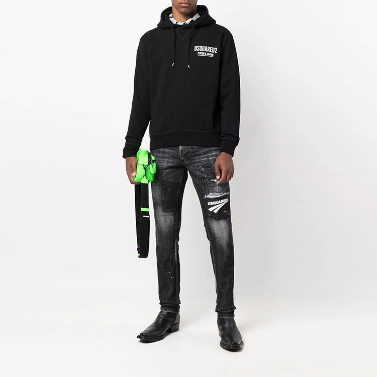 DSQUARED2 FW21 Distressed Logo Patch Jeans Black  Denim. S74LB0983S30357-900 圖 3