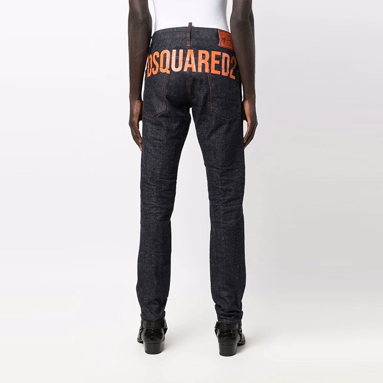 Shop ディースクエアード2 FW21 ロゴプリント ブラック デニムジーンズ ブラック S74LB0948S30485-470