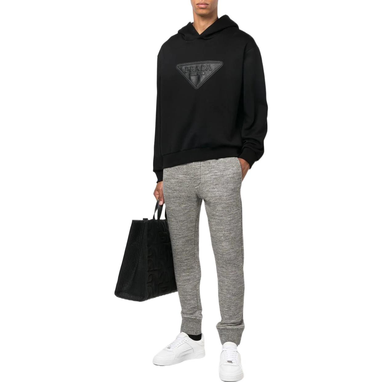 Lookbook DSQUARED2 FW22 純色標誌印花針織運動長褲 灰色男款 S74KB0689S25147-854M