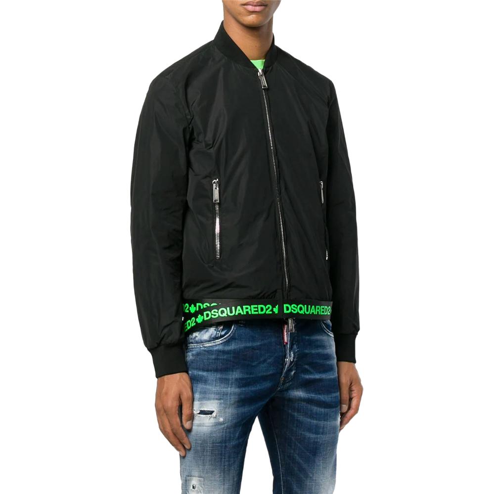 Purchase DSQUARED2 Jaket Lengan Panjang Patchwork Logo Cetak Hitam S74AM0899S47858-900