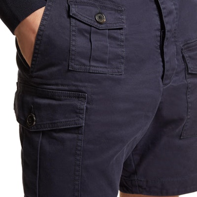 DSQUARED2 Seluar Pendek Slim Fit Lelaki Biru. S74MU0780S39021-476 Sizing DSQUARED2 Seluar Pendek Slim Fit Lelaki Biru. S74MU0780S39021-476