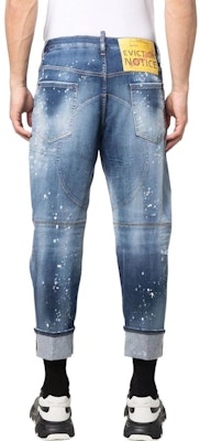 DSQUARED2 春夏系列 蓝色水洗破洞牛仔裤 带徽标贴布和拉链细节 S74LB1094S30789-470 Purchase DSQUARED2 春夏系列 蓝色水洗破洞牛仔裤 带徽标贴布和拉链细节 S74LB1094S30789-470