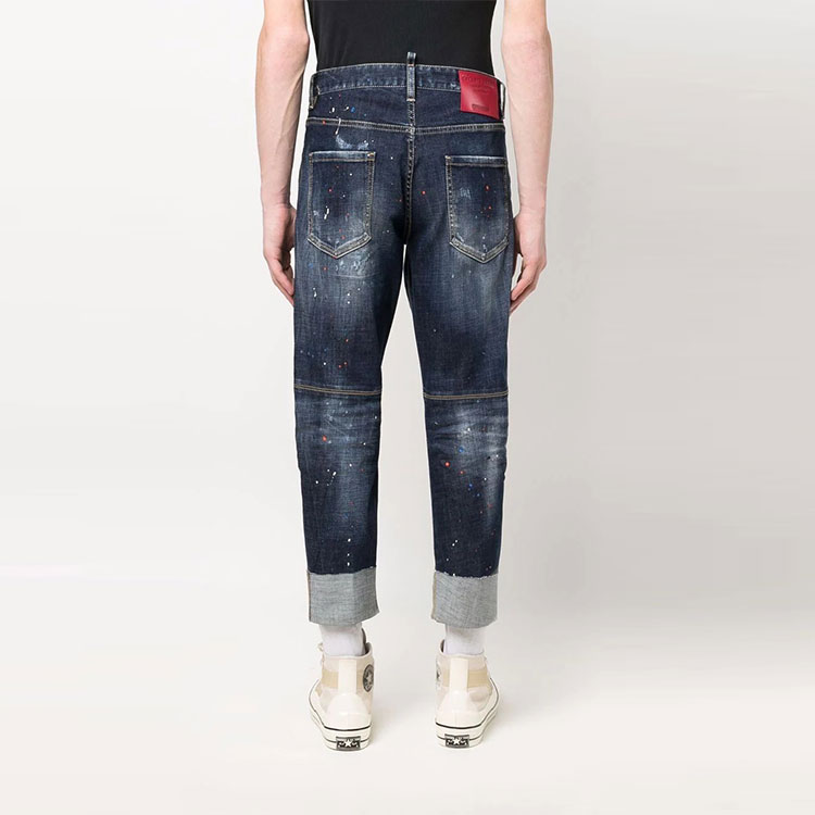 Shop DSQUARED2 SS22 蓝色做旧喷漆牛仔裤. S74LB1050S30664-470
