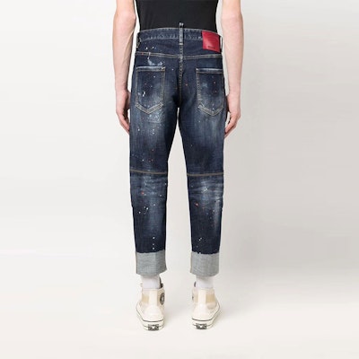 DSQUARED2 SS22 蓝色做旧喷漆牛仔裤. S74LB1050S30664-470 Shop DSQUARED2 SS22 蓝色做旧喷漆牛仔裤. S74LB1050S30664-470