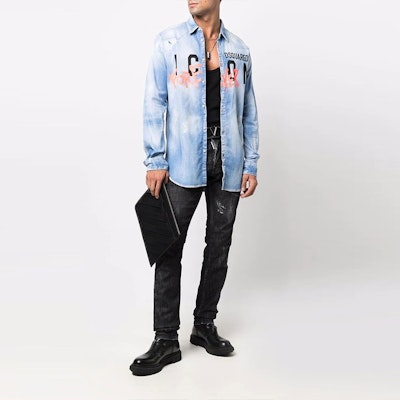 DSQUARED2 SS22 塗鴉標誌丹寧漸層長袖襯衫 藍色 男款 S79DL0019S30341-470 Lookbook DSQUARED2 SS22 塗鴉標誌丹寧漸層長袖襯衫 藍色 男款 S79DL0019S30341-470