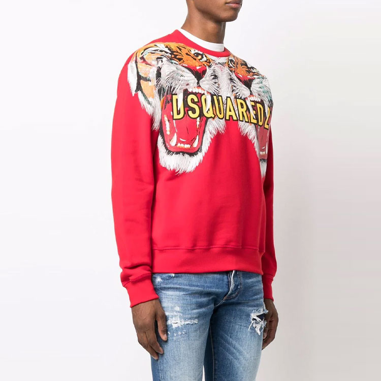Purchase DSQUARED2 SS22 Sweater Pria Merah Motif Harimau Crewneck Pullover. S74GU0597S25516-306