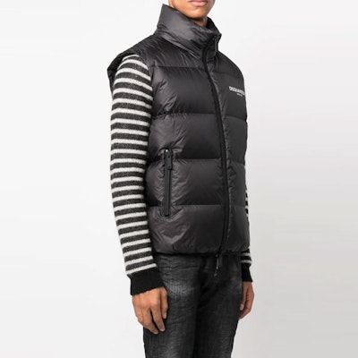 Chaleco Acolchado Negro DSQUARED2 SS23 con Diseño de Logo Sólido. S74FB0303S76627-900 Purchase Chaleco Acolchado Negro DSQUARED2 SS23 con Diseño de Logo Sólido. S74FB0303S76627-900