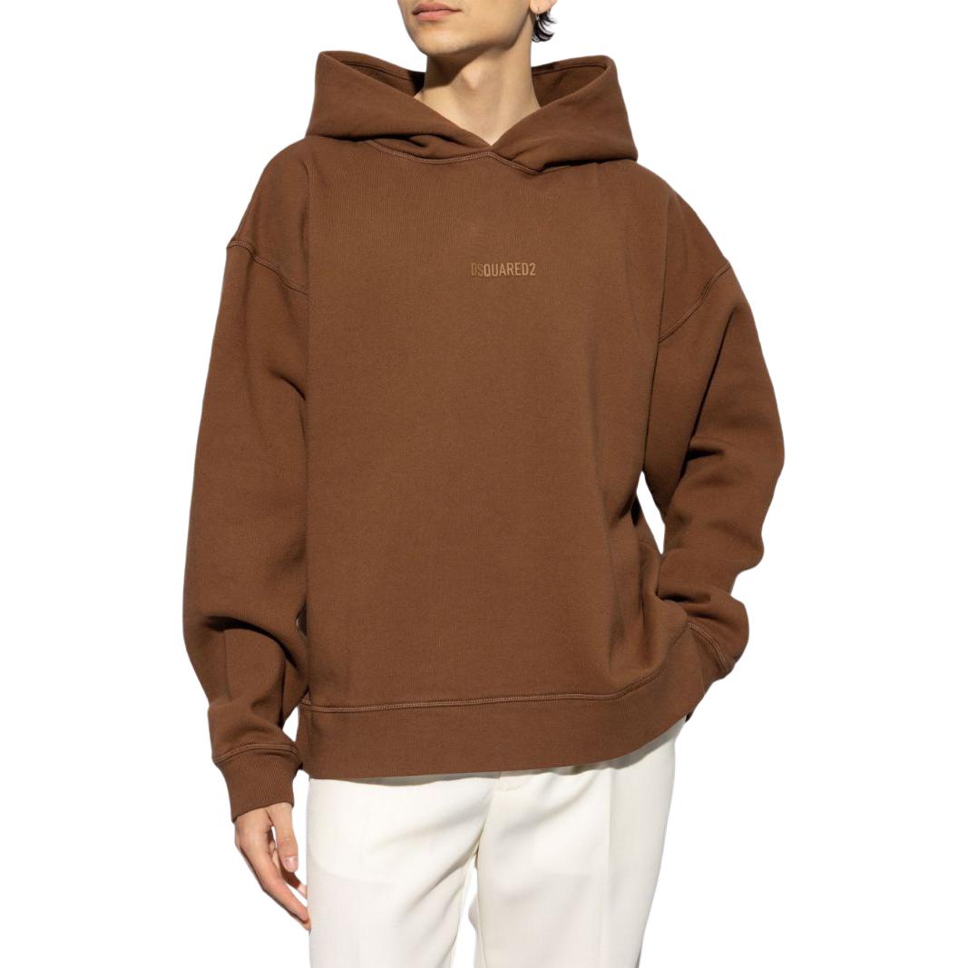 Lookbook DSQUARED2 SS24 Hoodie Cokelat dengan Logo Huruf Cetak Warna Polos. S74GU0827D25001