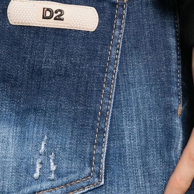DSQUARED2 SS24 男士蓝色直筒破洞牛仔裤 S71LB1366S30342-470 Sizing DSQUARED2 SS24 男士蓝色直筒破洞牛仔裤 S71LB1366S30342-470
