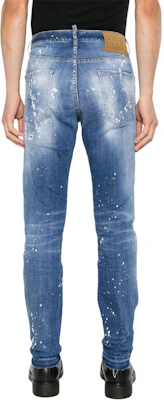DSQUARED2 SS24 Slim Straight Washed Indigo Denim Jeans for Men. S71LB1463S30342-470 Lookbook DSQUARED2 SS24 Slim Straight Washed Indigo Denim Jeans for Men. S71LB1463S30342-470