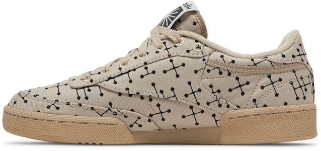 이ーム즈 오피스 x 리복 클럽 C 85 '도트 패턴' GY1069 Lookbook 이ーム즈 오피스 x 리복 클럽 C 85 '도트 패턴' GY1069