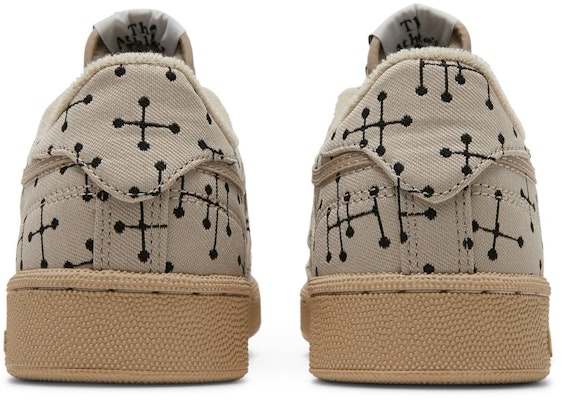 Eames Office x Reebok Club C 85 'Corak Titik'. GY1069 Details for Eames Office x Reebok Club C 85 'Corak Titik'. GY1069