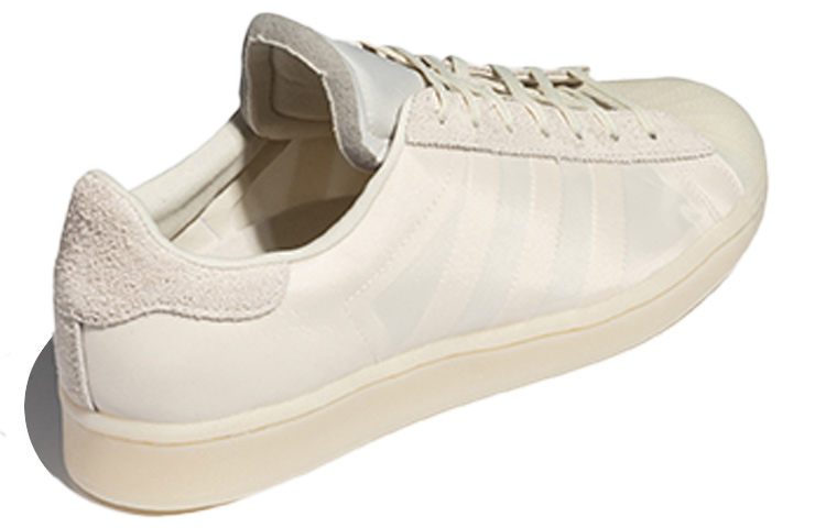 Shop Eason x adidas originals Superstar 陳奕迅 防滑耐磨 低筒 運動鞋 男女款 白色