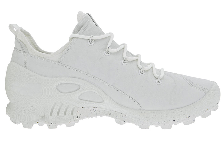 Order ECCO Biom C Trail 'Putih Keselesaan Kasual' 80319401007