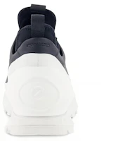 Shop ECCO Exostrike '黑白' 运动鞋 83391450669