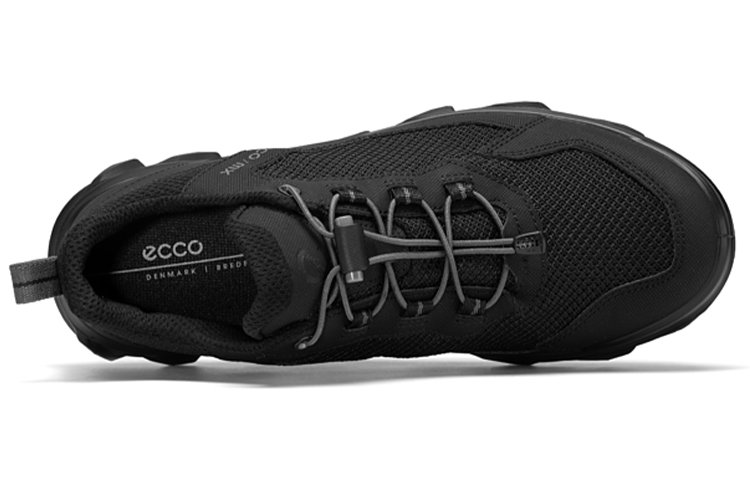 Shop ecco愛步 輕盈舒適透氣 皮革 低幫 運動休閒鞋 男款 黑色