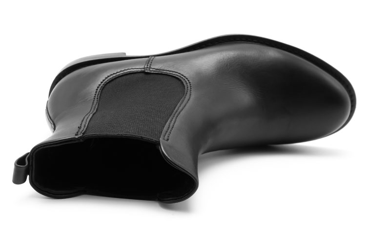 Lookbook ECCO Shape Serie 'Botines Chelsea Británicos Negros' 26650301001