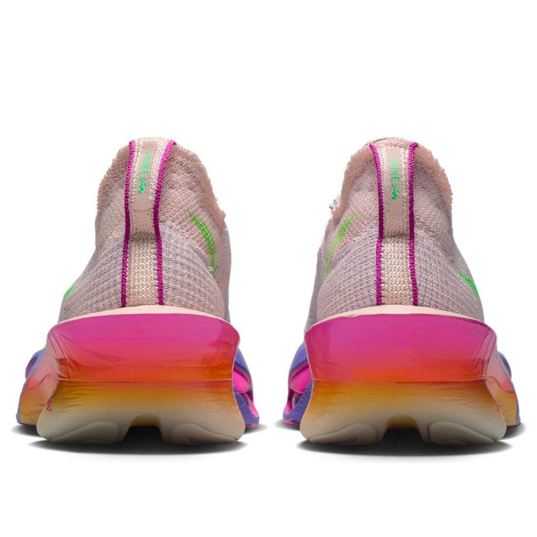 Lookbook 엘리우드 킵초게 x 나이키 에어 줌 알파플라이 넥스트% 3 '노 휴먼 이즈 리미티드' HJ7041-600