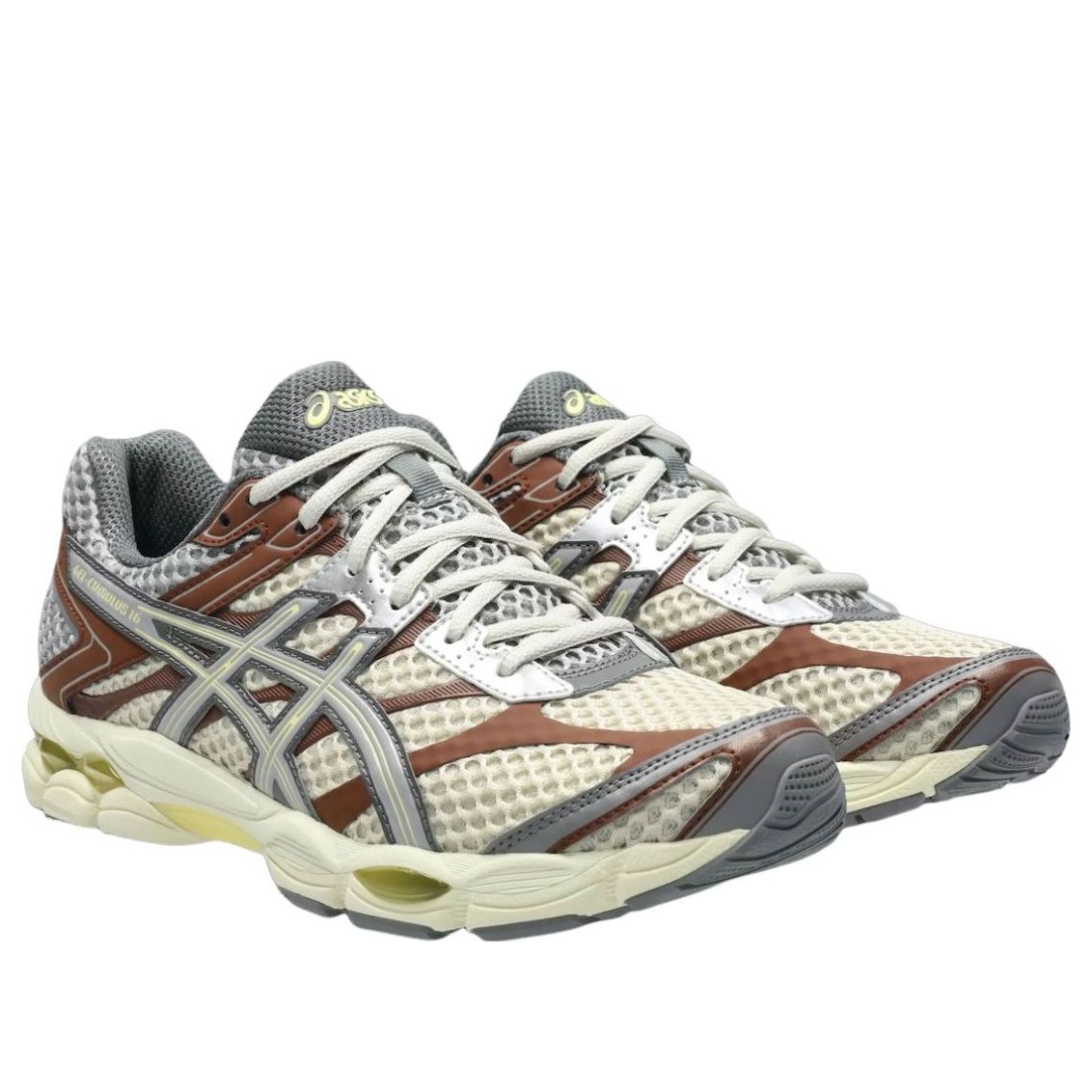 Lookbook Emmi x ASICS Gel Cumulus 16 ''Beige Grigio'' 1203A957-250