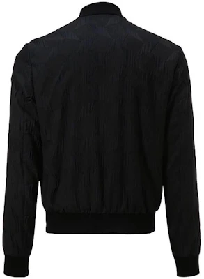 EMPORIO ARMANI 黑色滿版拉鍊棒球領夾克. B1R310-B1333-921 Lookbook EMPORIO ARMANI 黑色滿版拉鍊棒球領夾克. B1R310-B1333-921